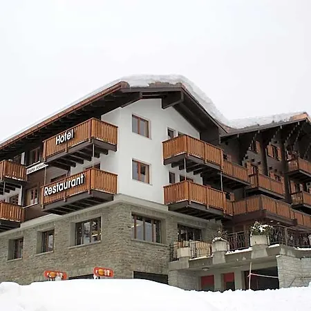 ホテル Aletsch ベットメラルプ